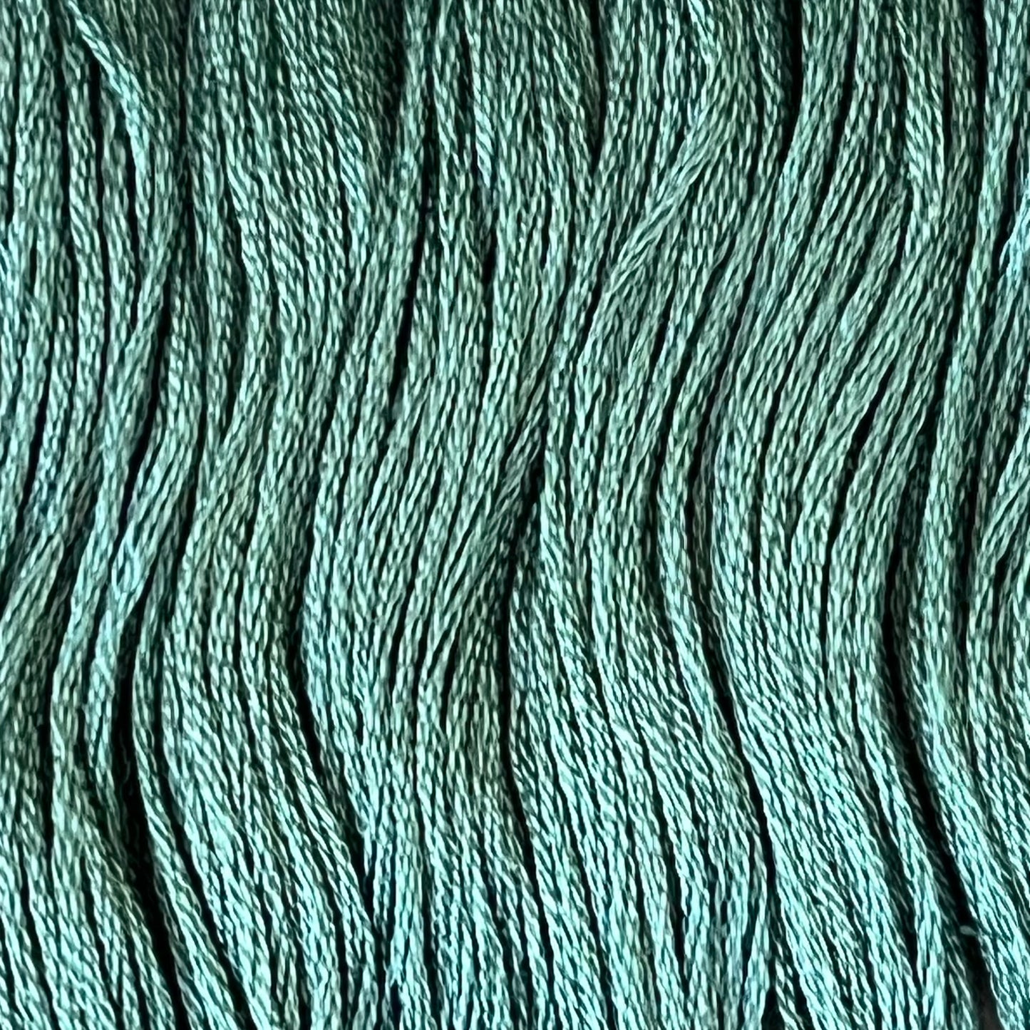 Cosmo 6-strand Floss, 2535