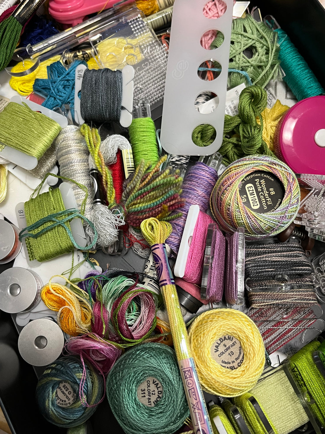Organizing a Floss Stash - Lucky Jonquil
