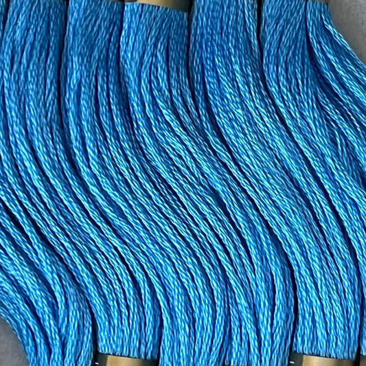 Cosmo 6-strand Floss, 2412